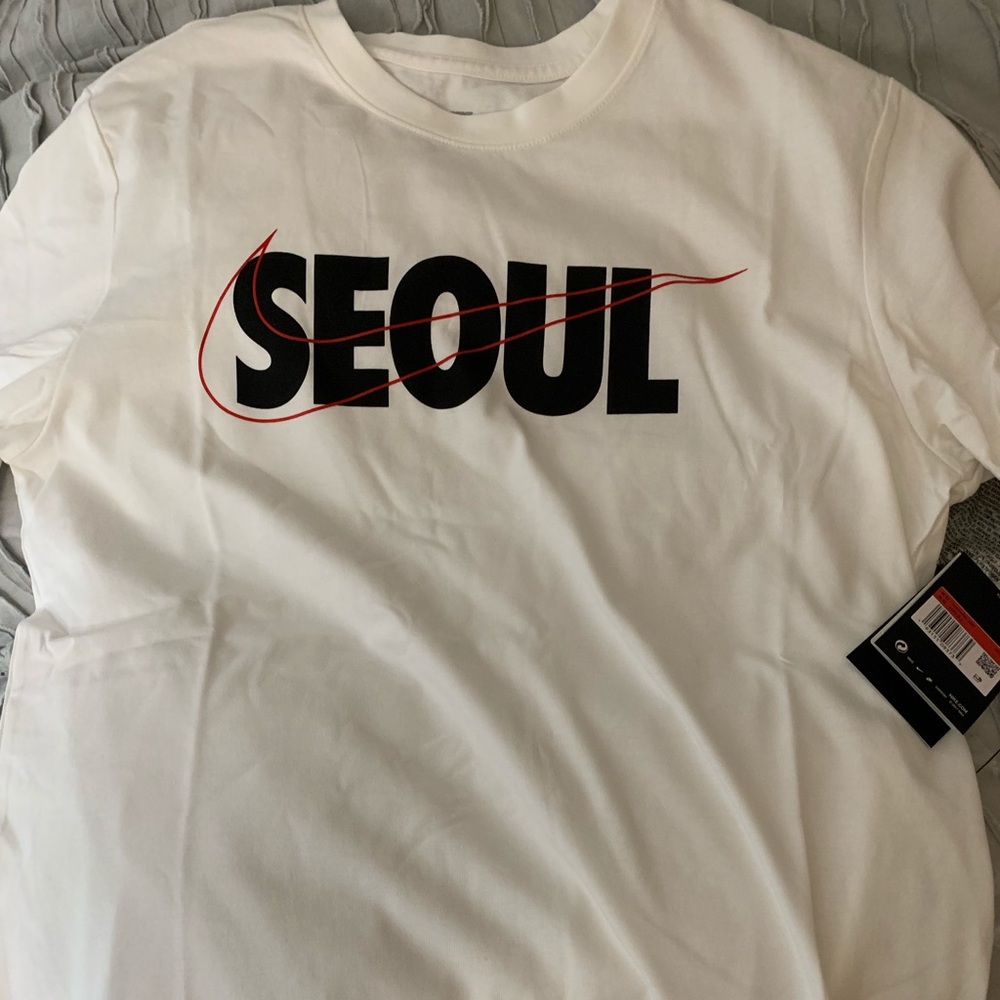 Nike T Shirt - Seoul (Brand New)
